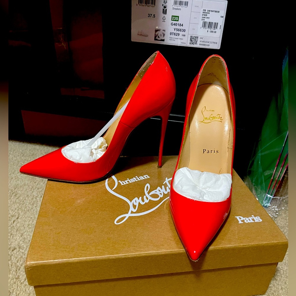 Christian Louboutin So Kate size 37.5